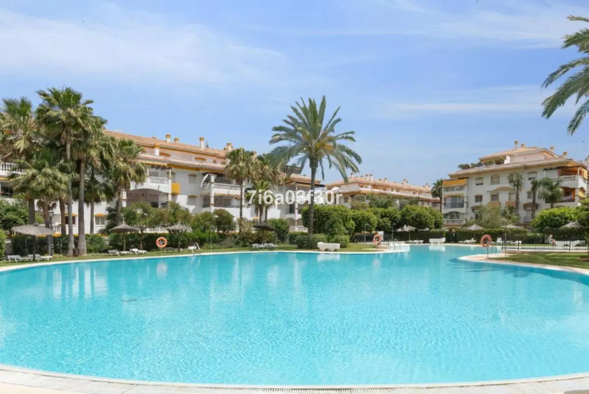 Appartement à vendre à Puerto Banús — photo 1 sur 20